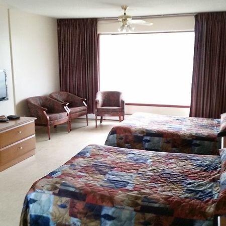 Avalon Motel Бельвиль Экстерьер фото