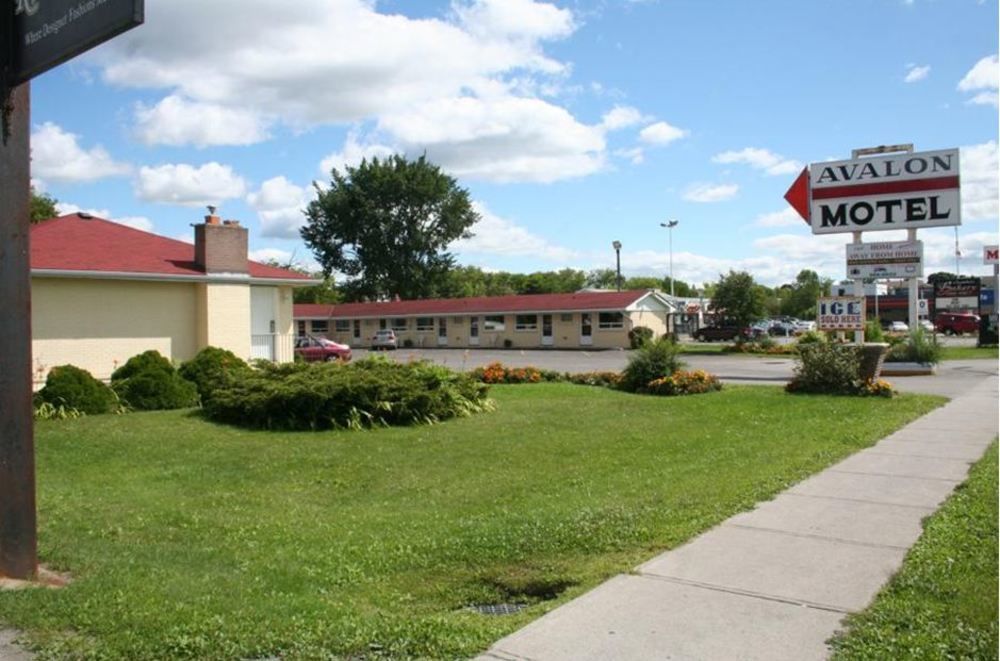 Avalon Motel Бельвиль Экстерьер фото