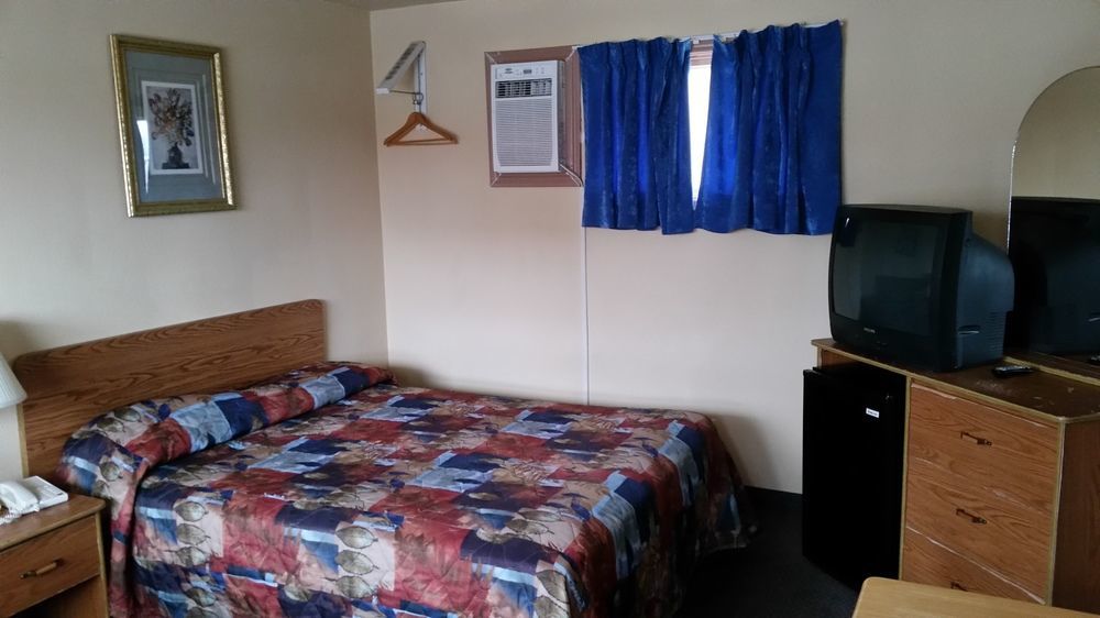 Avalon Motel Бельвиль Экстерьер фото